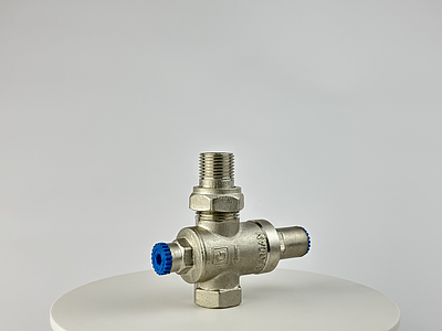 Редуктор давления поршневой с американкой под манометр 1/2' Candan CM-3552