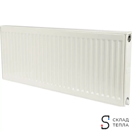 Радиатор стальной KERMI FKO 12 - высота 400 мм, длина 700 мм с боковым подключением. Вид 1.