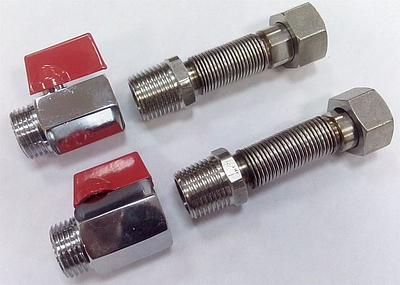 Комплект подключения конвектора, прямой (2 шар.крана мини+2.трубки м.гибк)