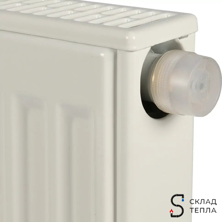 Радиатор стальной KERMI FTV 12 - высота 600 мм, длина 1400 мм с нижним подключением. Вид 6.