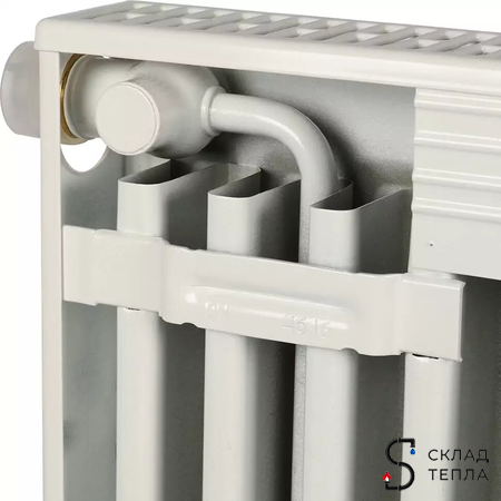 Радиатор стальной KERMI FTV 11 - высота 600 мм, длина 1800 мм с нижним подключением. Вид 10.