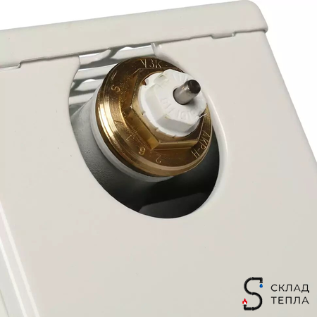 Радиатор стальной KERMI FTV 22 - высота 300 мм, длина 2600 мм с нижним подключением. Вид 9.