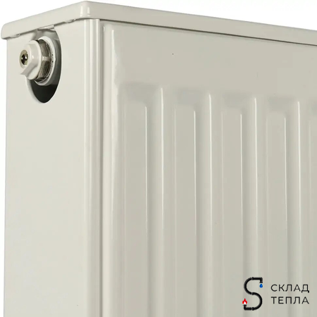 Радиатор стальной KERMI FTV 22 - высота 600 мм, длина 600 мм с нижним подключением. Вид 5.