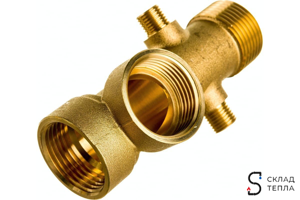 Штуцер ACR 6-ти выводной . Вид 4.