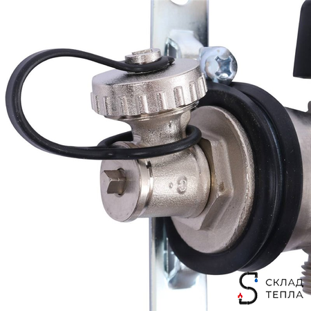 Коллекторная группа Uponor Vario S - 1" на 4 контура 3/4" (расходомеры, клапаны, сливные краны). Вид 5.