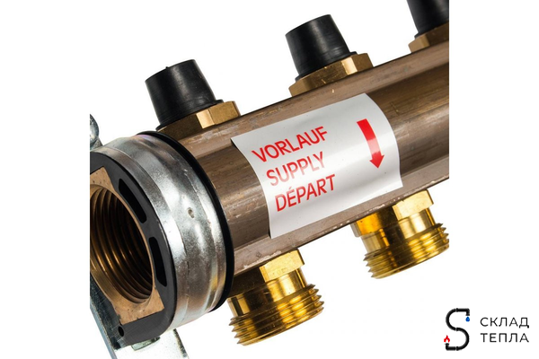 Коллекторная группа WATTS HKV - 1"ВР/ВР на 9 контуров 3/4"EK (с вентилями, латунь). Вид 3.