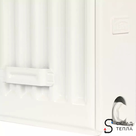 Радиатор стальной KERMI FTV 22 - высота 300 мм, длина 1400 мм с нижним подключением. Вид 2.