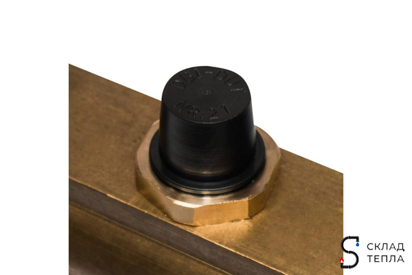 Коллекторная группа WATTS HKV - 1"ВР/ВР на 5 контуров 3/4"EK (с вентилями, латунь). Вид 6.