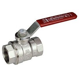 Кран шаровой полнопроходной Giacomini R850 - 3/4' (ВР/ВР, PN35, Tmax 185°С, ручка-рычаг красная)