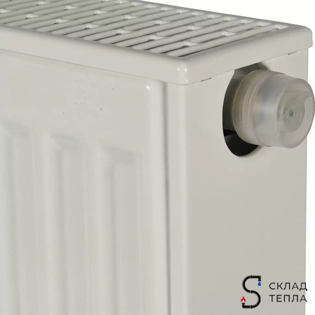 Радиатор стальной KERMI FTV 22 - высота 400 мм, длина 2300 мм с нижним подключением. Вид 5.