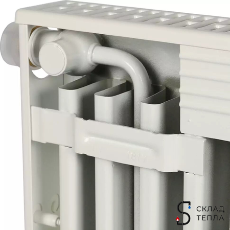 Радиатор стальной KERMI FTV 11 - высота 300 мм, длина 600 мм с нижним подключением. Вид 9.