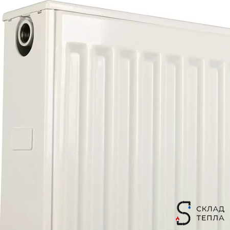 Радиатор стальной KERMI FKO 22 - высота 600 мм, длина 600 мм с боковым подключением. Вид 4.